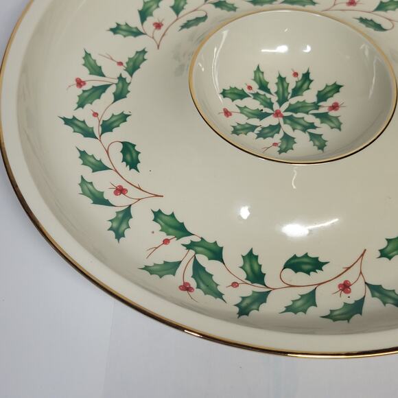 Vintage Lenox Holiday Chip and Dip, Holly Berries & Gold Trim. Christmas Dish - Picture 4 of 6